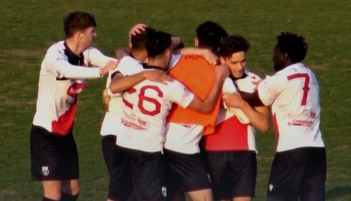 VIDEO. L'urlo finale della Varesina a Gavirate: la fuga verso il sogno continua