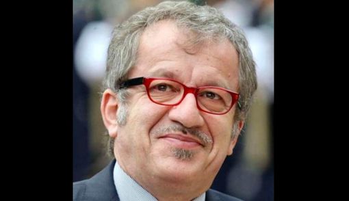 L'ultimo saluto a Maroni: sindaci della provincia in fascia tricolore venerdì in San Vittore L'ultimo saluto a Maroni: sindaci della provincia in fascia tricolore venerdì in San Vittore