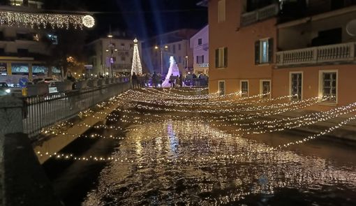 Il Natale a Besozzo (foto di Giorgio Cassinari) Il Natale a Besozzo (foto di Giorgio Cassinari)