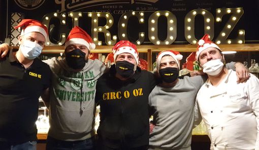 La squadra - anzi, la famiglia - del Circo Oz