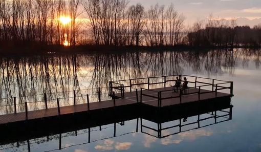 Un fermo immagine del video Un fermo immagine del video