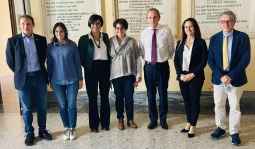 Abusi sui minori: tre realtà insieme per un centro clinico multidimensionale