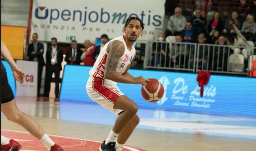 Olivier Hanlan, capitano della Openjobmetis Varese (foto Fabio Averna)
