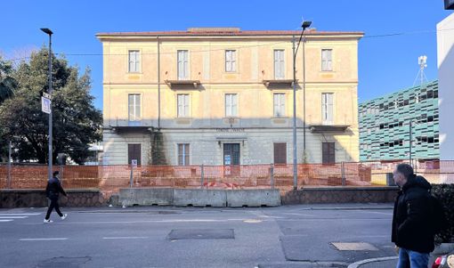 L'ex Ufficio d'Igiene di via Staurenghi di Varese, accanto al Parking Sempione