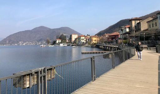 La passerella di Porto Ceresio, dove si terrà Lago d'Arte La passerella di Porto Ceresio, dove si terrà Lago d'Arte