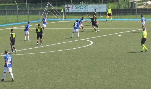 Varesina, tris a un bel Saronno. Pennellata di Guidetti e doppietta del 2006 Carnelli Varesina, tris a un bel Saronno. Pennellata di Guidetti e doppietta del 2006 Carnelli