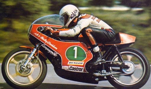 Torna il motoraduno Aermacchi: ospite Beppe Consalvi. E si celebrano i cinquant’anni del primo mondiale di Walter Villa Torna il motoraduno Aermacchi: ospite Beppe Consalvi. E si celebrano i cinquant’anni del primo mondiale di Walter Villa