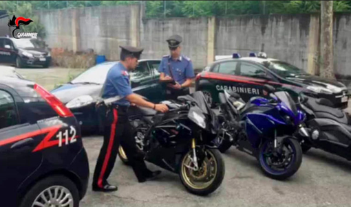 I carabinieri di Busto recuperano tre moto Ducati rubate a Castellanza e le restituiscono ai proprietari I carabinieri di Busto recuperano tre moto Ducati rubate a Castellanza e le restituiscono ai proprietari