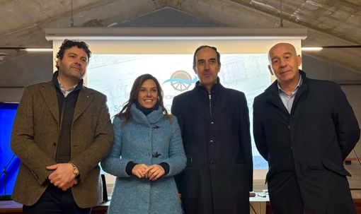 Le Officine dell'Acqua di Laveno diventano anche un museo galleggiante per le barche storiche