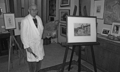 Il professor Luigi Violini in una foto storica tratta dal sito dell'associazione www.mentaerosmarino.it della quale aveva realizzato anche il logo Il professor Luigi Violini in una foto storica tratta dal sito dell'associazione www.mentaerosmarino.it della quale aveva realizzato anche il logo