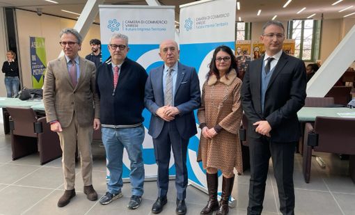 L'apertura del Matching Stranieri Giovani stamattina a Ville Ponti L'apertura del Matching Stranieri Giovani stamattina a Ville Ponti