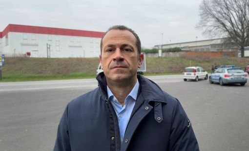 Dal diritto di manifestare alla guerriglia. Macchi: «Fatti ben lontani dalla democrazia»