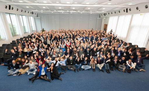 L'Eos team. Nelle foto sotto: Luigi Patruno, delegato del Rettore alle Tecnologie Digitali di UniSalento e Pierluigi Guidi, responsabile della nuova sede Eos Solutions