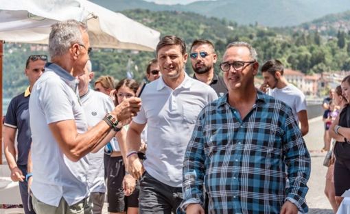 FOTO. Javier Zanetti: «Un grazie a Luino per questa splendida accoglienza, mi sono sentito come a casa»