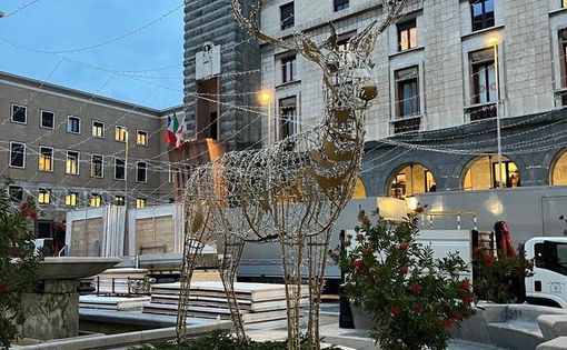 Venerdì l'accensione dell'albero in piazza Monte Grappa e delle luci nelle vie di Varese