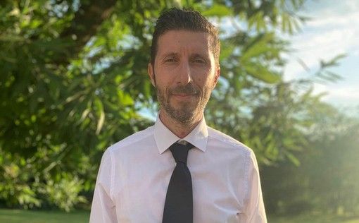 Gnocchi e la manifestazione per l'ospedale di Gallarate: «Tantissimi cittadini che amano la loro città. Referendum più utile che mai» Gnocchi e la manifestazione per l'ospedale di Gallarate: «Tantissimi cittadini che amano la loro città. Referendum più utile che mai»