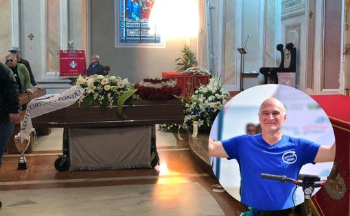 VIDEO E FOTO. «Caro “pres Ste”, nuota ancora tra le nuvole e gli angeli e veglia su di noi» VIDEO E FOTO. «Caro “pres Ste”, nuota ancora tra le nuvole e gli angeli e veglia su di noi»