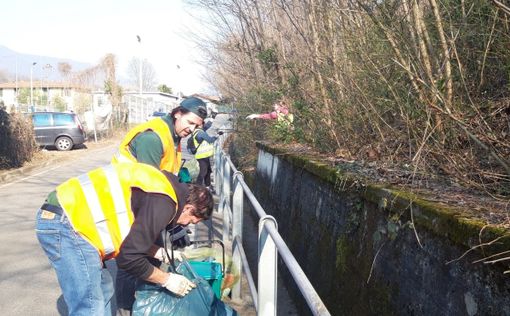 Una delle passate giornate ecologiche svoltesi a Cittiglio