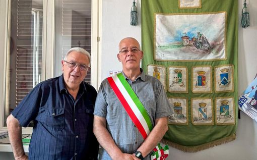 Da destra sindaco e vicesindaco di Golasecca Claudio Ventimiglia e Bruno Specchiarelli