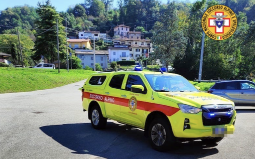 Monteviasco, cade sul sentiero e si ferisce: 57enne recuperata da Soccorso alpino ed elicottero