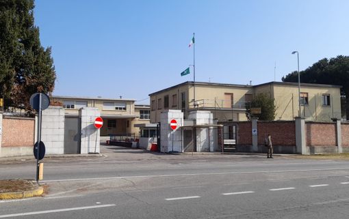 Secondo deposito dell'Aeronautica, il varco attualmente usato come uscita Secondo deposito dell'Aeronautica, il varco attualmente usato come uscita