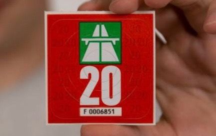 Vignetta svizzera 2020, da sabato scatta l'obbligo Vignetta svizzera 2020, da sabato scatta l'obbligo