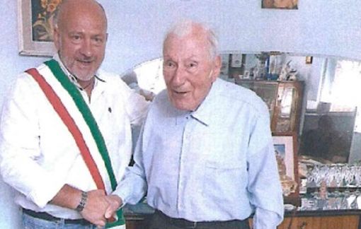 Olgiate: auguri a Giuseppe Dedò e 100 di questi giorni Olgiate: auguri a Giuseppe Dedò e 100 di questi giorni