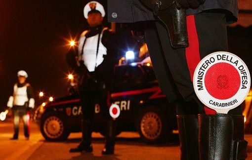 Controlli dei carabinieri contro le stragi del sabato sera: 49 auto controllate, sequestrato un veicolo Controlli dei carabinieri contro le stragi del sabato sera: 49 auto controllate, sequestrato un veicolo