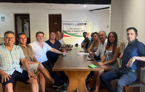 La riunione del Team Vannacci Vidoletti di Varese La riunione del Team Vannacci Vidoletti di Varese