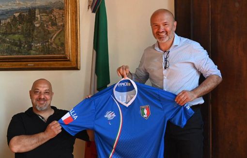 Il presidente Bonanno con il sindaco di Besozzo Coghetto alla presentazione della manifestazione di calcio balilla paralimpico del 2022 Il presidente Bonanno con il sindaco di Besozzo Coghetto alla presentazione della manifestazione di calcio balilla paralimpico del 2022