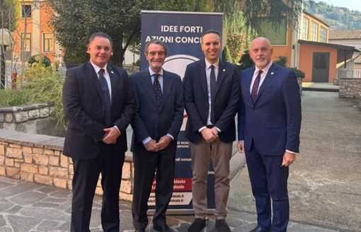 L'assemblea regionale di Lombardia Ideale. Cosentino: «Siamo un movimento centrale nel buon governo della Regione»