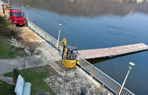 Lavori in corso sul lungolago di Porto Ceresio (foto dalla pagina Facebook del Comune)