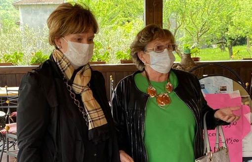 A sinistra Tiziana Petoletti con Rosa Tagliani