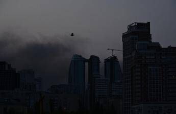 Ucraina, raid russi su Kiev e Odessa: colpito un ospedale Ucraina, raid russi su Kiev e Odessa: colpito un ospedale