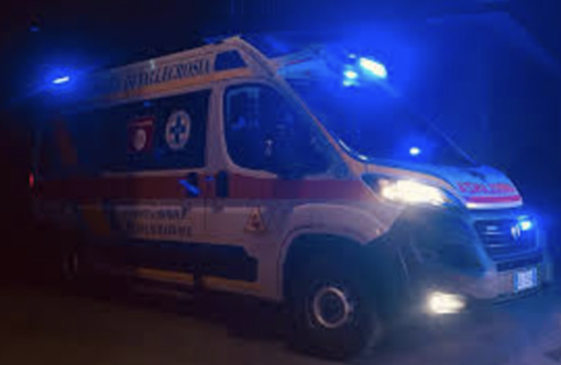 Incidente tra due auto in viale Belforte: una donna finisce al pronto soccorso