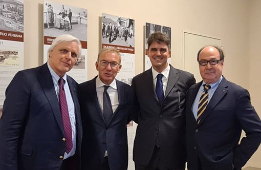 La delegazione di Fratelli d'Italia Sesto Calende con Andrea Pellicini al convegno sul turismo di Luino
