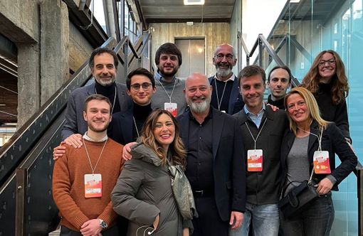 La "squadra" del Pd varesino schierata con Bonaccini che sarà in città il 4 febbraio La "squadra" del Pd varesino schierata con Bonaccini che sarà in città il 4 febbraio