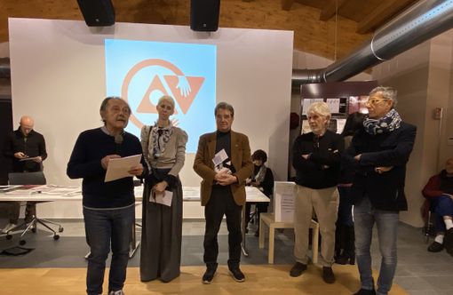 Inaugurata a Comabbio la mostra dei Circolo degli Artisti di Varese dedicata a Lucio Fontana