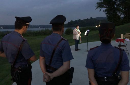 La fiaccolata di Cadrezzate con Osmate in memoria di Paolo Borsellino e degli agenti della scorta