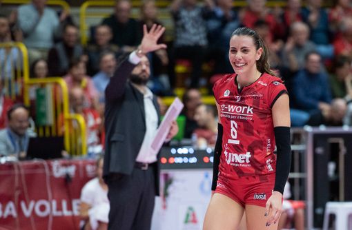 VOLLEY A1F. La UYBA domani alle 17 affronta in trasferta il Savino del Bene Scandicci