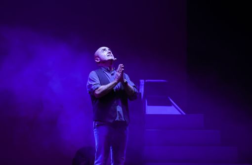 Paolo Cevoli in scena a Saronno con “La sagra famiglia”