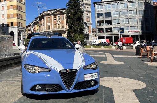 Controlli in alcuni negozi "etnici" di Varese, identificate venti persone e multe per quasi 4mila euro