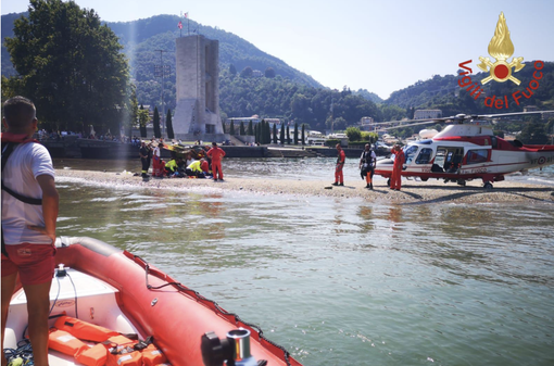 I vigili del fuoco sul luogo dell'incidente