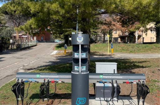 Le colonnine elettriche installate dal Comune a Saltrio