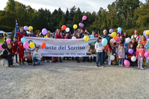 FOTO. Edizione super di “Un sorriso per il Ponte”: solidarietà e tanto divertimento ai Giardini Estensi FOTO. Edizione super di “Un sorriso per il Ponte”: solidarietà e tanto divertimento ai Giardini Estensi