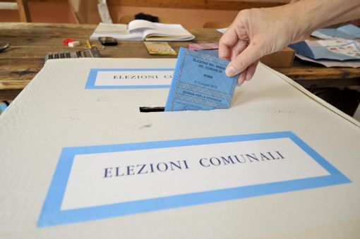 Elezioni comunali, a Varese presentate tutte le liste: sette i candidati in corsa per Palazzo Estense