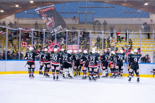 Il Feltre esulta: la finale di Coppa Italia è sua (Foto di Alessandro Galbiati) Il Feltre esulta: la finale di Coppa Italia è sua (Foto di Alessandro Galbiati)