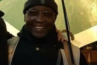 Una raccolta fondi per aiutare Cico, l'ambulante amico della movida aggredito martedì sera a Varese