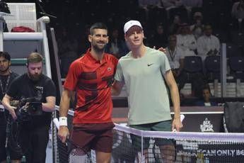 Sinner-Djokovic, i precedenti e i numeri di Jannik. Il dato che fa sorridere l'azzurro