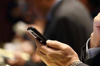 HiddenApp, ecco l'applicazione per scambiare messaggi senza cedere dati HiddenApp, ecco l'applicazione per scambiare messaggi senza cedere dati